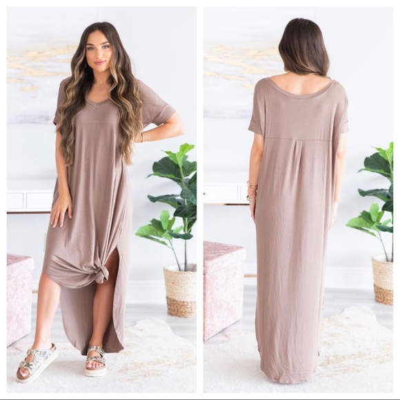 Zoe Curved Hem Pocketed Maxi … - Picture 2 of 6